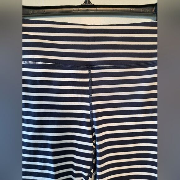 J Crew New Balance Navy White Striped Leggings Mesh - Picture 4 of 8